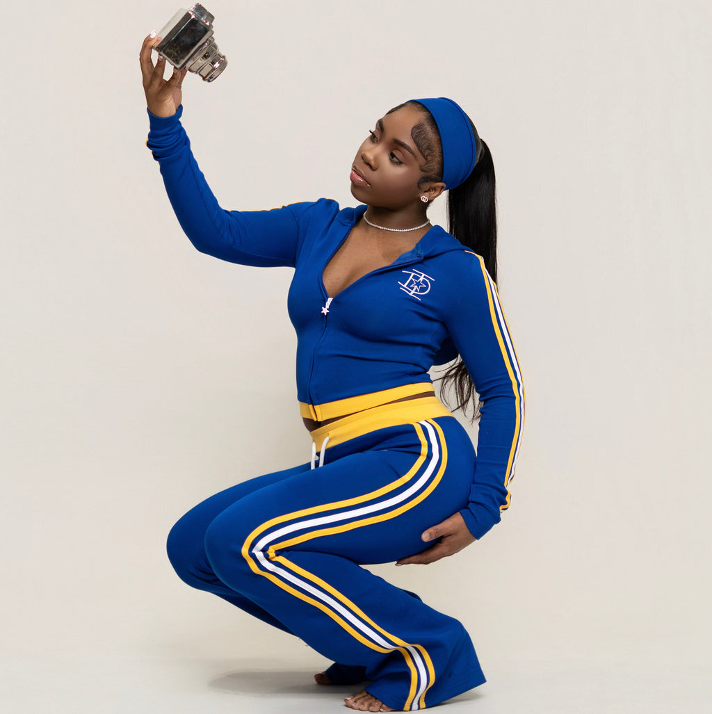 BLUE DREAM CROPPED HOODIE